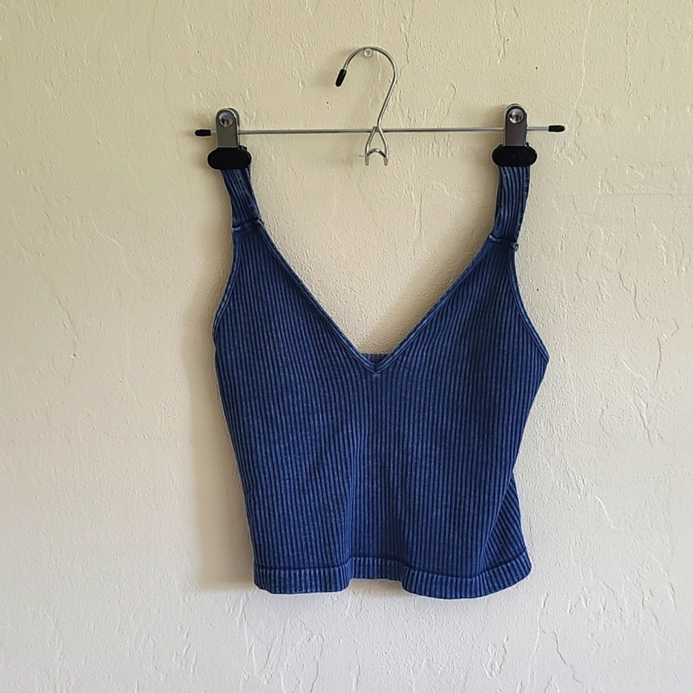 Free People crop top Small